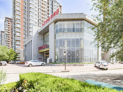 青县宝泰商务酒店