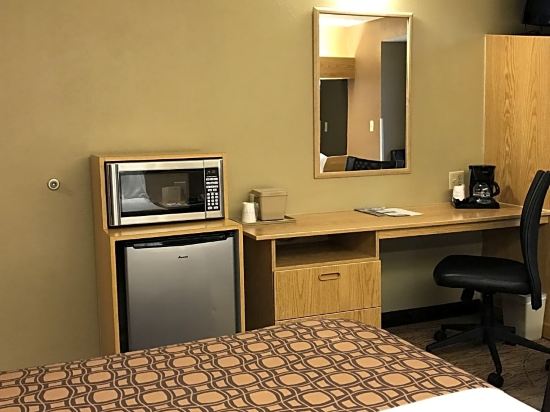 Microtel Inn & Suites by Wyndham El Paso Airport
