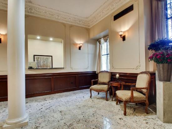 Dewitt Hotel and Suites