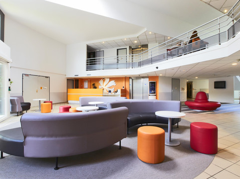 普瑞米尔巴黎罗西查尔斯戴高乐北2经典酒店