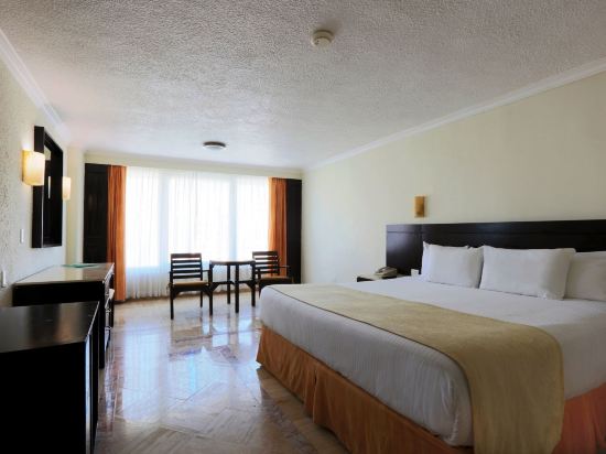 Krystal Cancun Room Type - Standard King Room