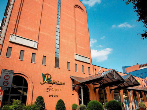 Rondissone酒店住宿-派西斐克弗尼诺酒店