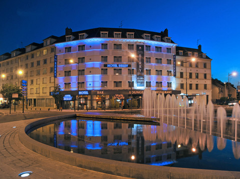 布尔日酒店住宿-The Originals City Hôtel Le Berry, Bourges