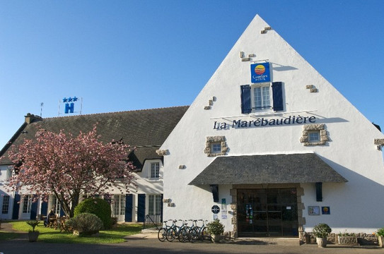 品质玛尔宝迪尔瓦纳酒店