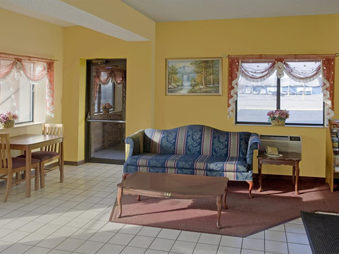 利沃尼亚/底特律美国最有价值旅馆