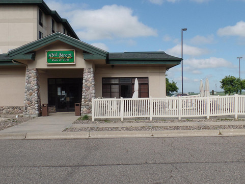 Hotel & Suites Owatonna