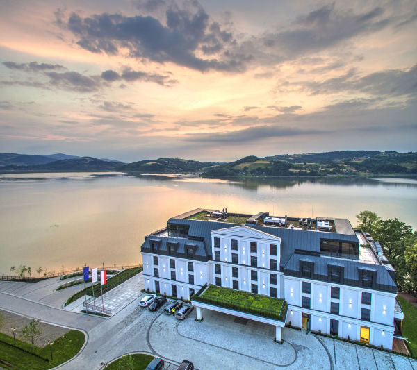 苍鹭生活酒店-官方