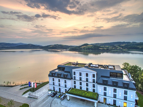 Bobowa酒店住宿-Heron Live Hotel