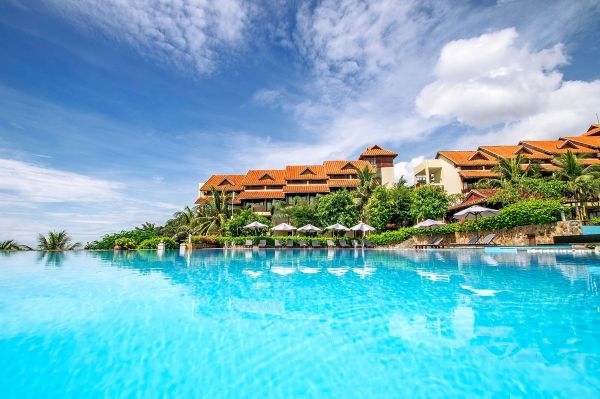 罗曼纳度假水疗酒店-官方