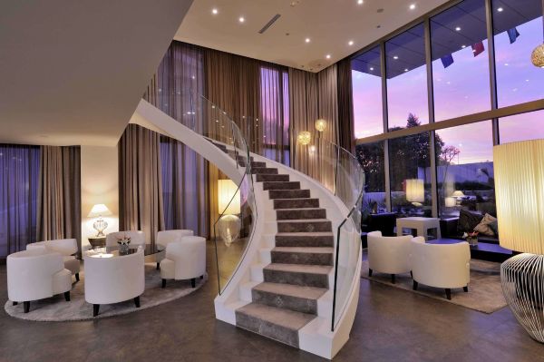 肯兹西迪马鲁夫酒店-官方