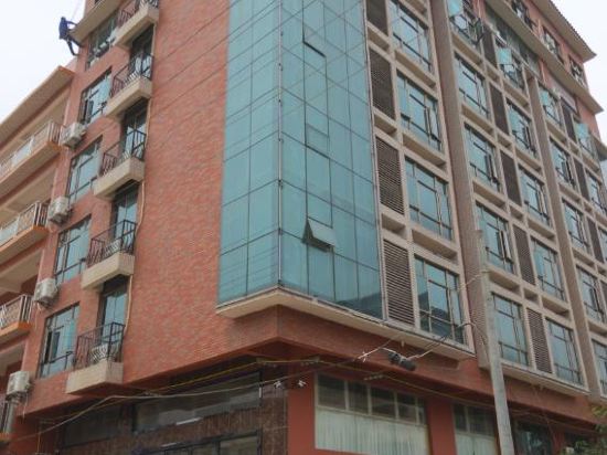 封开雅丽客思公寓