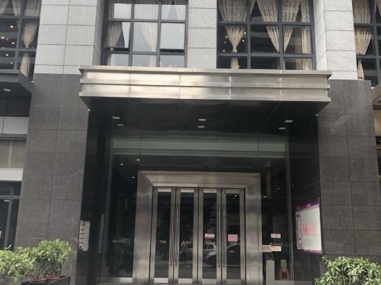 窝心公寓(开平东汇城店)