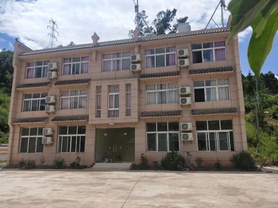 螺髻山生态鱼庄