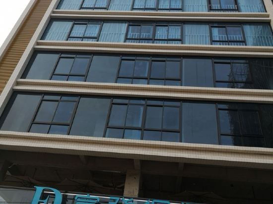 茂名富登堡酒店