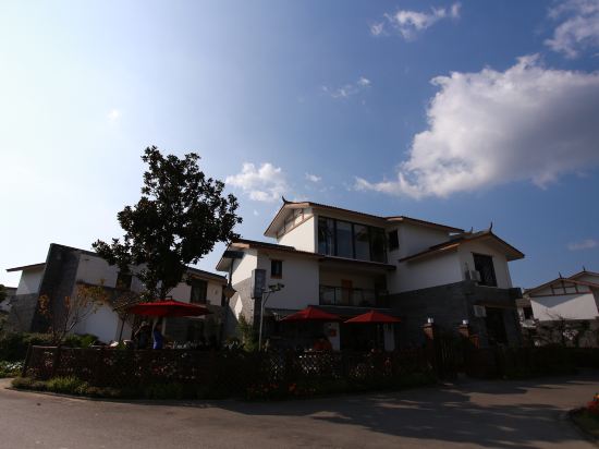 崇州小雅鹿鸣轻奢民宿