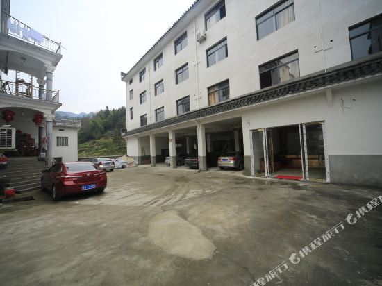 歙县石潭向日葵客栈