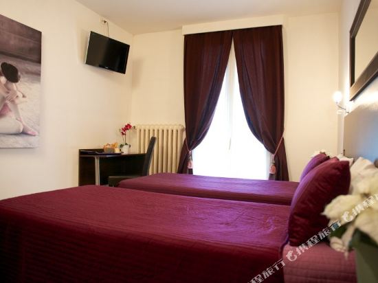 Hotel le Twelve Room Type - Twin Room