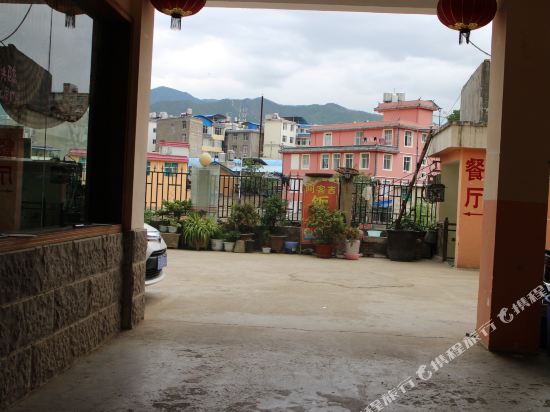 维西阿客吉酒店