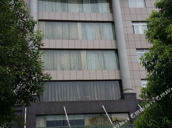 岳阳明月大酒店