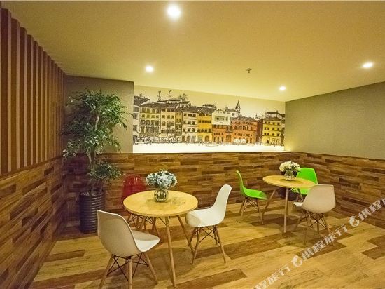 浪漫都市连锁酒店(厦门SM今叶店)