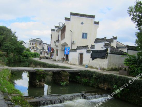 黄山迎合居农家乐