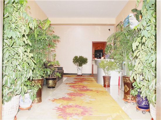 扎兰屯鑫海宾馆