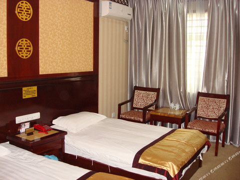 宾川万通商务酒店