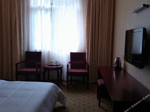 光雾山一村假日酒店