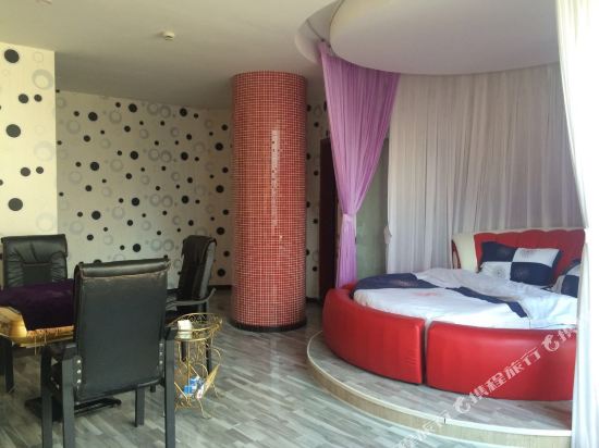 岳池东兴楼主题酒店