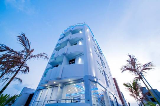 机场海滩酒店-官方