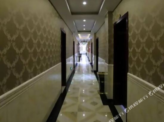 炉霍鲜水源酒店