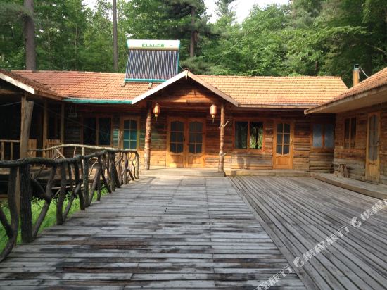 丰林绿野仙居度假村