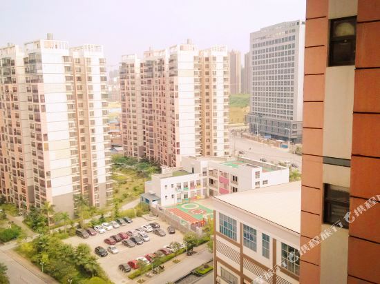 南宁东站馨晖酒店公寓