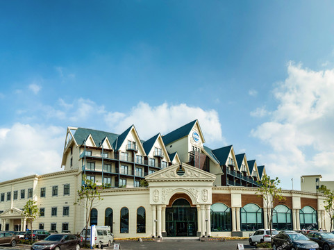 Baoshan District酒店住宿-蓝宫大饭店