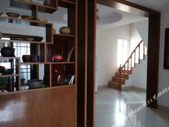 南昌龙岗花园卧龙旅社