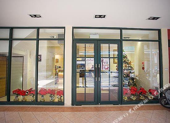 新北皇品时尚旅店