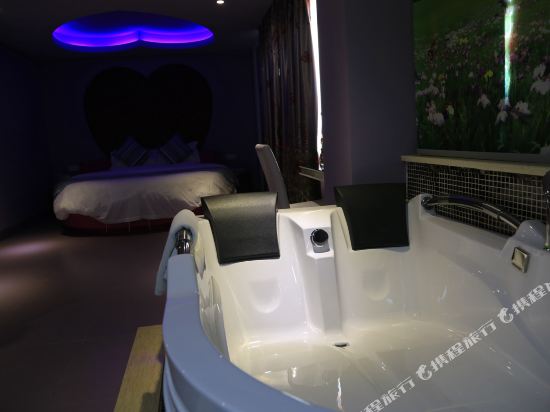 万宁下一站时尚酒店