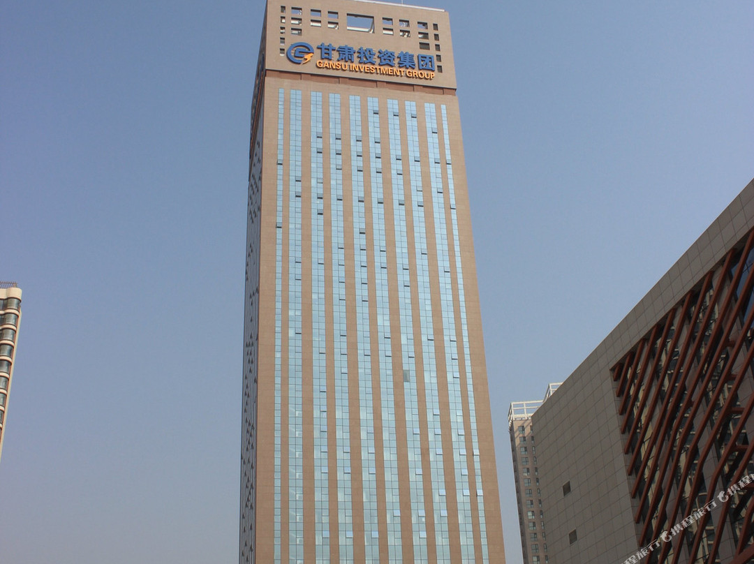 兰州陇能大酒店(甘肃国际会展中心甘肃大剧院店)主图