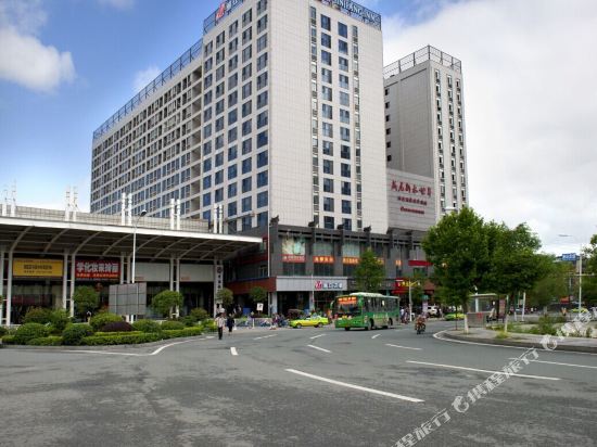 锦江之星(张家界火车站天门山店)