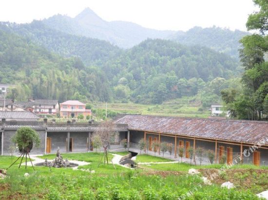 浏阳大围山板溪湖森林酒店