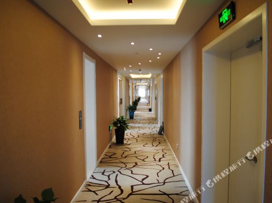 怡莱酒店(金华人民广场店)