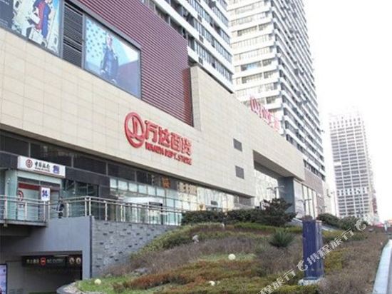 青岛海边人旅游公寓