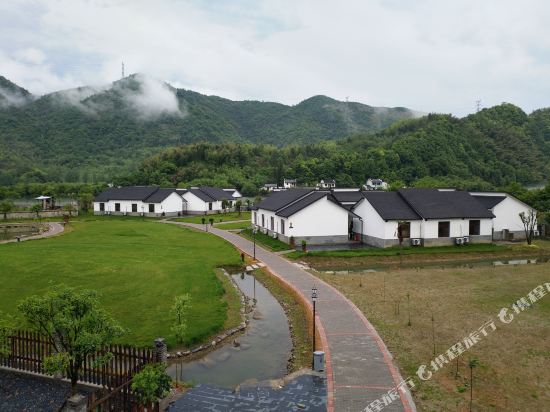 宁国罗陵湾自驾乐园酒店