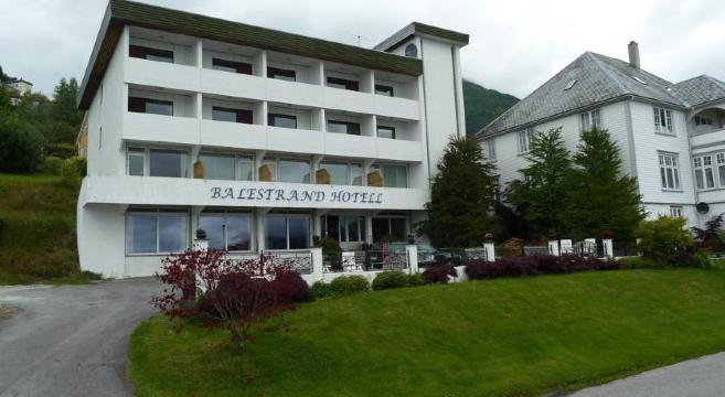 巴莱斯特兰酒店-官方