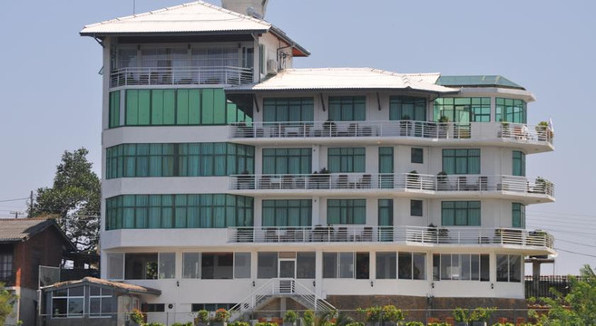 康提阿玛瑞天空酒店