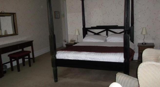 修道士冲击平原乡村别墅酒店-官方