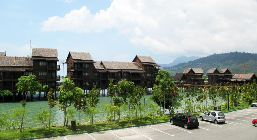 Sea Resort Private Unit @ Langkawi Lagoon