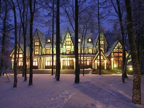 特劳米雷餐厅酒店