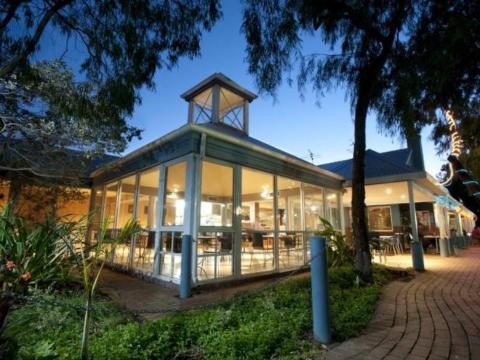 Broadwater Resort Busselton WA Tourism Awards 2022 Gold Winner-官方