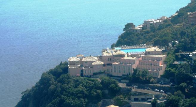 蓬塔圣马蒂诺酒店-官方